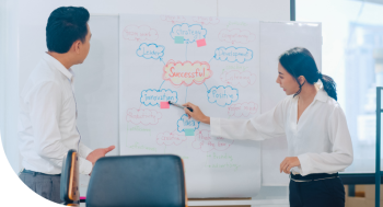 Những kỹ năng sinh viên ngành Thương Mại Điện Tử cần để không bị tụt lại